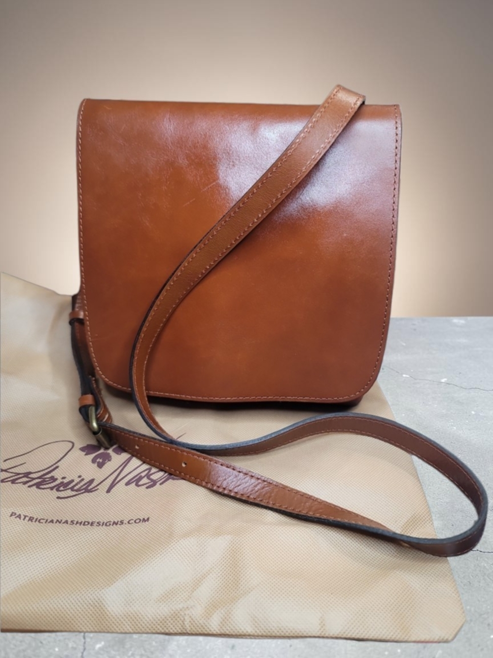 Patricia Nash Flap Saddle Tan Leather Messenger Bag With Dustbag